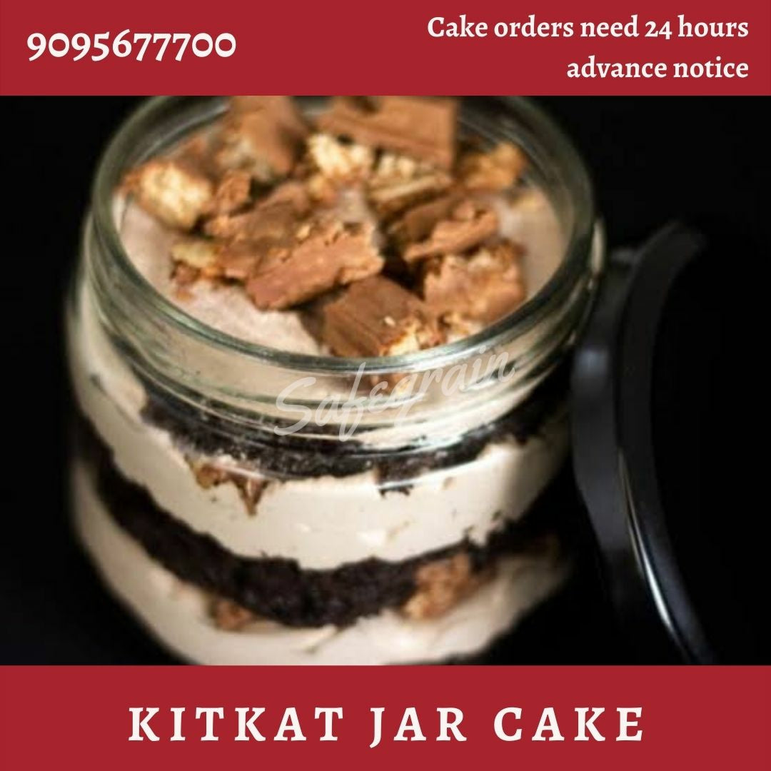 KitKat Jar Cake