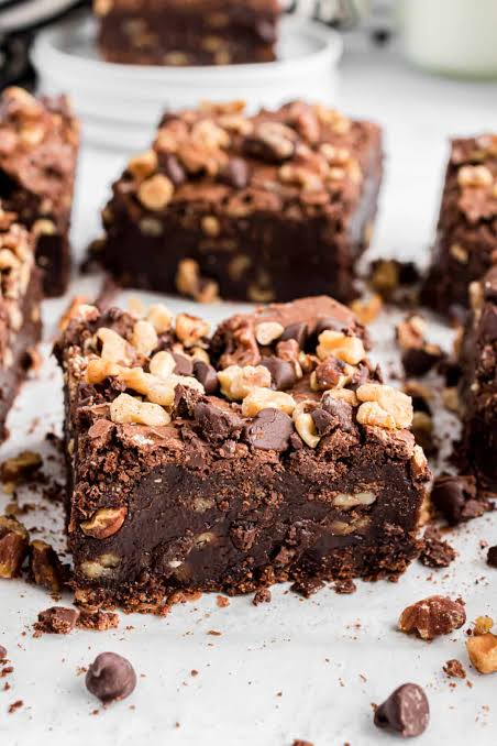 Walnut Brownie Slab - 250gm - Upto 6 slices